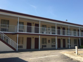 Fort Eustis Inn